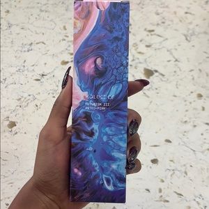 Kaleidos Futurism Palette 3- Astro Pink